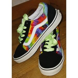 Vans tie dye tennis shoes juniors